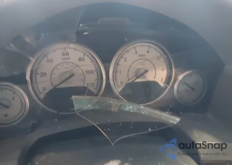 2010 Chrysler Town & Country Touring from USA, damaged, VIN 2A4RR5D19AR257463